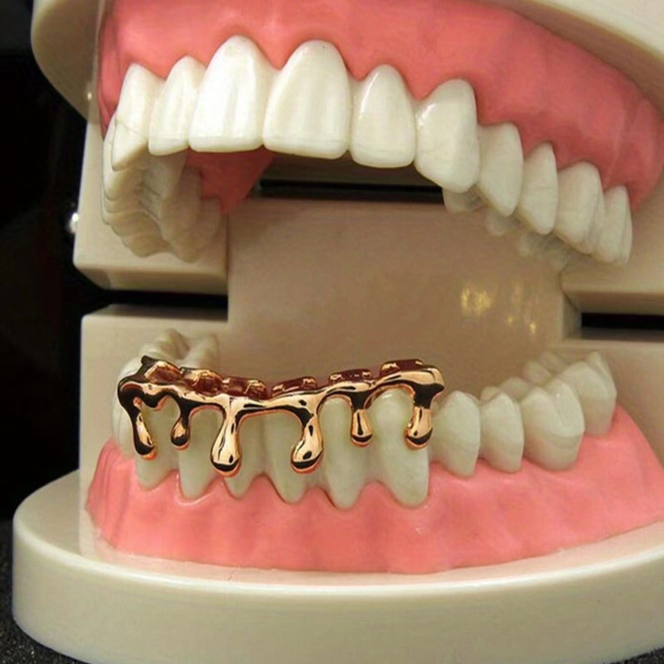 Body Jewelry Europe - Ornamen Gigi Lapis Emas Enam Gigi